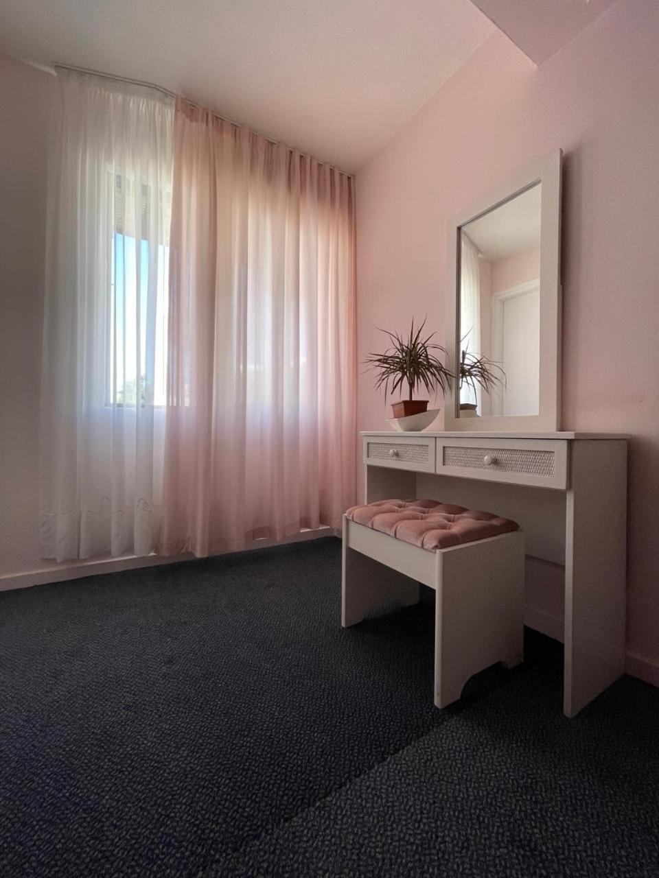 Premium Hostel Marina Paphos Eksteriør bilde